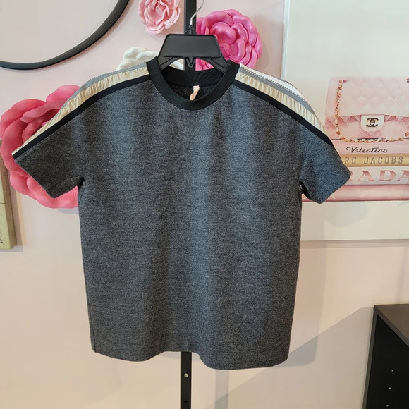 NOKA'OI Short Sleeve Ribbon Sweatshirt - Picture 1 of 4